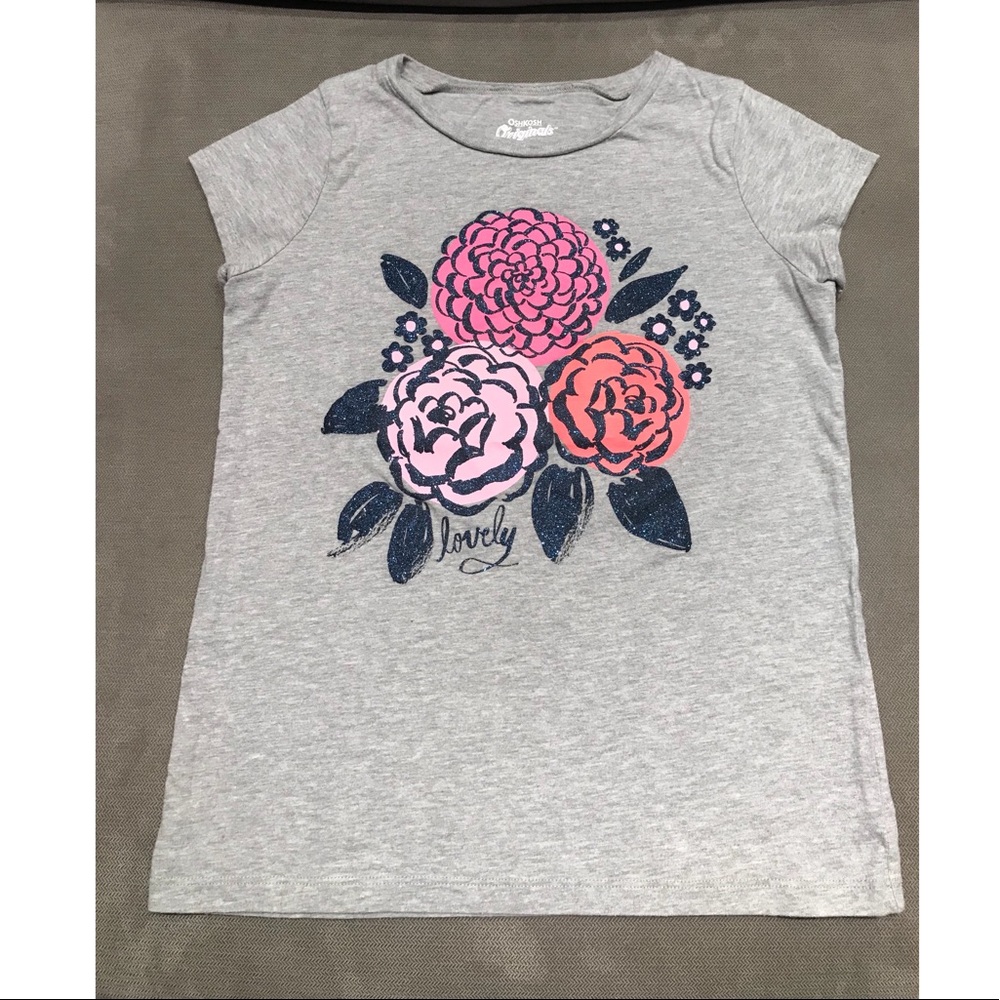 Bundle of 2 Girl’s T-shirts